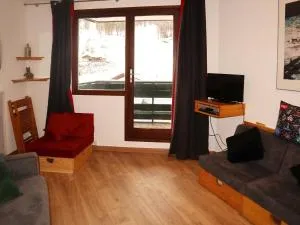 Charmant studio 4 pers au cœur des Orres, balcon sud, proche commerces et pistes - FR-1-322-61 - 莱索尔