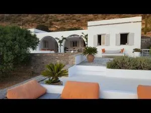 Cycladic Villa Kamari - Kamárion