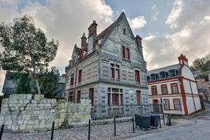 Maisons de vacances Le Manoir des EMBRUNS 14P - Location N1- Terrace- public parking 2 min : photos des chambres