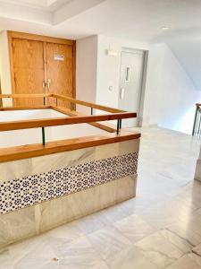 Studio Apartment Santana Habaneras - 18 at Beach with Garage, Pool and Lift