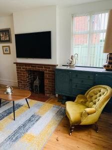 Elegant 3BD Edwardian Home Warminster