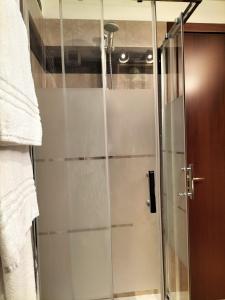 Big Bright Flat in Milano close to Loreto square