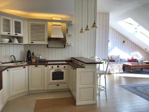 LUXURY PENTHOUSE WITH A LAVISH SPA and 2 en-suite bedrooms