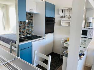 BRITANNIA - Studio tout équipé, Vue mer - U95