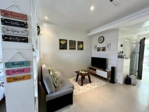 Elaizas Cozy Home - Matina Enclaves Building C Unit 815