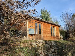 Chalets Cabane entre Cevennes, Tanargue et Monts d'Ardeche : photos des chambres