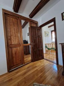 Casa Botiza - CĂTUN