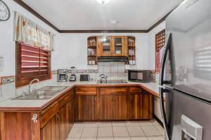 Lovely Condo (8 people): Pools, Tennis Courts, BBQ