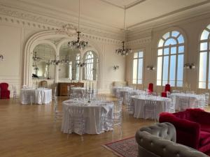 Hotels Salon Boyer : photos des chambres