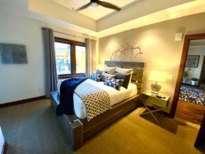 Ski InOut - Zalanta - Great Location- 2 Hot Tubs - Heated Pool