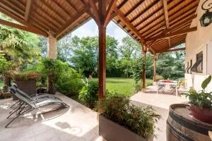 Halte champêtre et familiale à 5 min de Tournus - 图尔尼