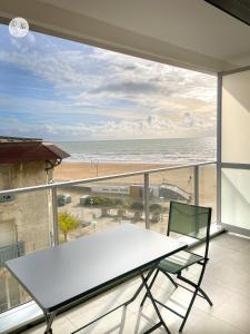 Appartements Au85, Bel appartement, vue ocean, pied de la plage : photos des chambres