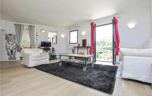 Nice Home In Saint-Jeannet With Wifi