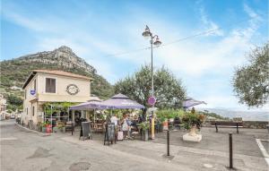 Nice Home In Saint-Jeannet With Wifi