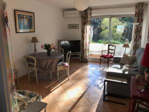 Appartements Les Collines d'Estanove, charming, bright, calm place with pool : photos des chambres