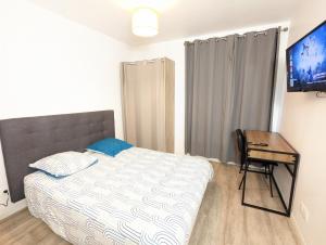 Appartements Beau-Jean, Un Cocon Sympa 5 min a Pied du Centre-Ville, Parking Prive, a 10 min du CHU : Appartement 3 Chambres