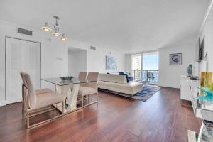 Central ocean view 3 bedrooms in Miami W Parking