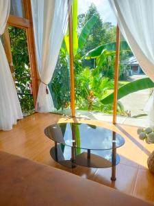 Alaska pool cafe&homestay2