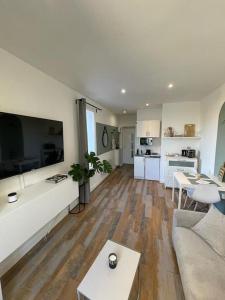 Appartements Charmant studio tout equipe aux portes de Paris : photos des chambres