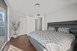 Ocean view 35th floor, in the heart of Miami