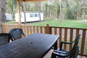 Campings Mobil Home camping 3*** piscine chauffee : photos des chambres