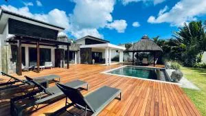 Villa de luxe, près de la mer et des commerces - Mare Sèche