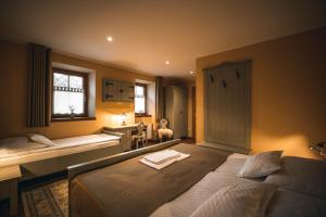 Triple Room room in Hotel Zamorc