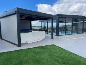 אחוזת שקד בוטיק - מתחם פרטי 3 חדרי שינה, בריכה מחוממת , ג'קוזי ונוף בגליל המערבי - Clil