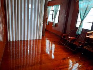 โฮมสเตย์ยายสฤษดิ์ (ซอย 17 ล่าง)