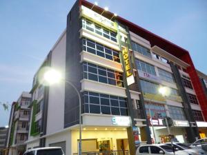 9 Square Hotel - Bangi