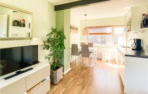 Cozy Apartment In Zoutelande With Wifi