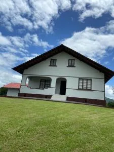 Casa Colonial em Rio dos Cedros - São João