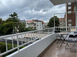 Spacious apartment next to parc du Cinquantenaire