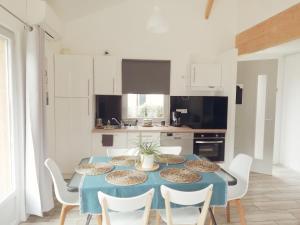 Maisons de vacances Maison moderne proche lac et plage : photos des chambres