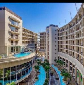 Two bedroom apartment in Waterfront