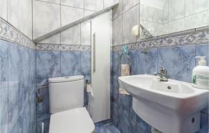 3 Bedroom Stunning Home In Torrevieja
