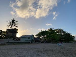 Apto e Suítes Praia do Itapocoroi