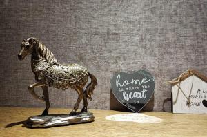 Studio 2 Modern Mountain 2