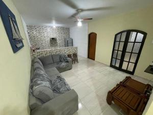 Casa com piscina em Itanhaém