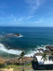 Belo apartamento Ondina Apart