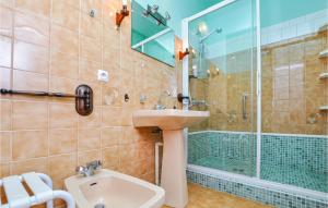 Nice Apartment In Six-Fours-Les-Plages