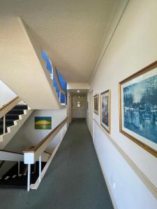 El Lago Waters Hotel