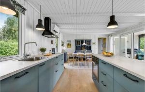 Gorgeous Home In Børkop With Kitchen