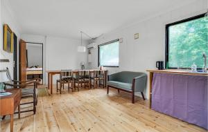 Lovely Home In Sjællands Odde With Wifi