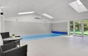 3 Bedroom Nice Home In Rødby