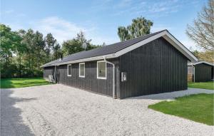 3 Bedroom Nice Home In Rødby