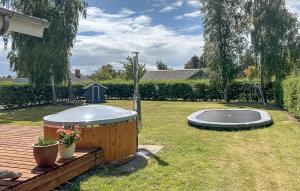 4 Bedroom Cozy Home In Juelsminde
