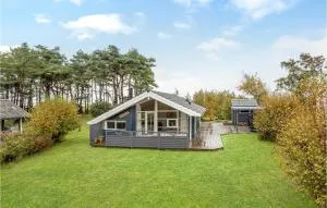 2 Bedroom Cozy Home In Gedser - Gedser