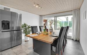 Stunning Home In Kruså With Wifi
