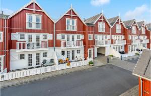 Gorgeous Apartment In Bagenkop